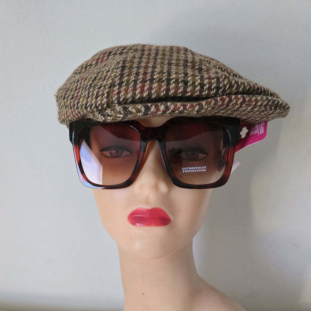 Brown Plaid Newsboy Cap & Brown Sun Glasses Duo
